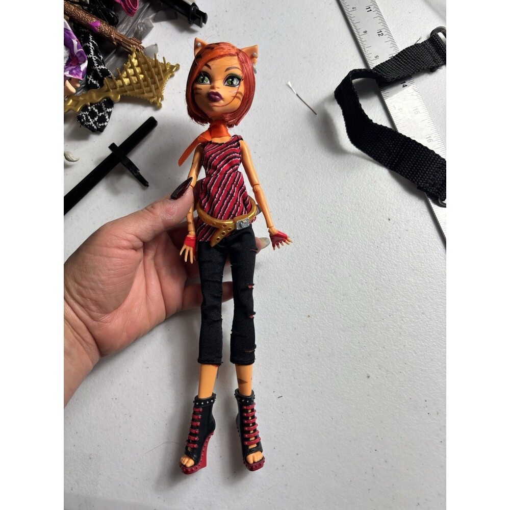Monster High Boo-riginal Creeproduction Toralei Stripe Doll 1st Wave Red Hair